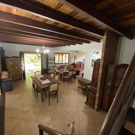 Lumiar Chale Colonial Lareira Deck Para Beira Rio Particular E Reservado Area De Lazer Pertinho Centro Do Bairro Buitenkant foto